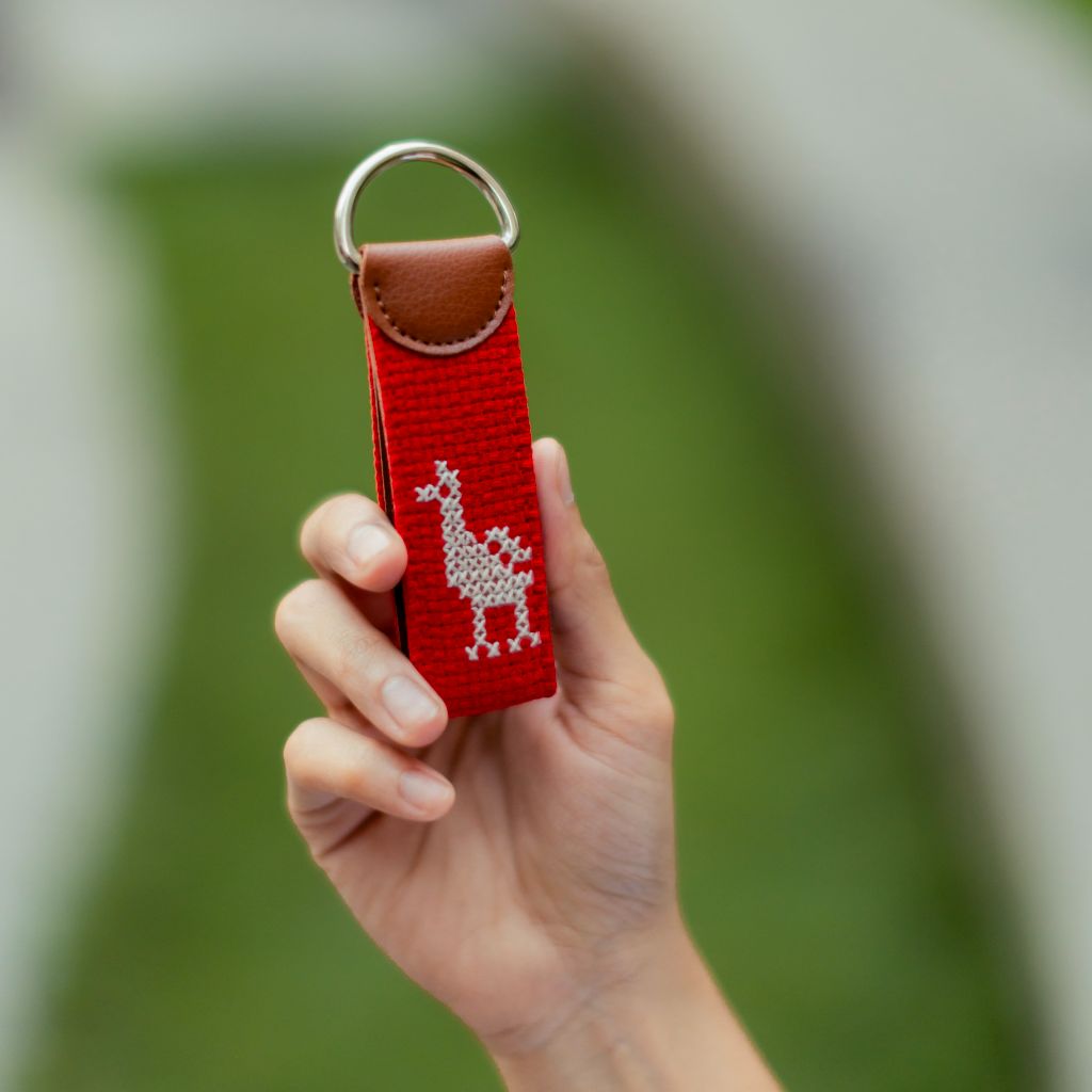 Tatreez Pigeon Veg Leather Key - Red