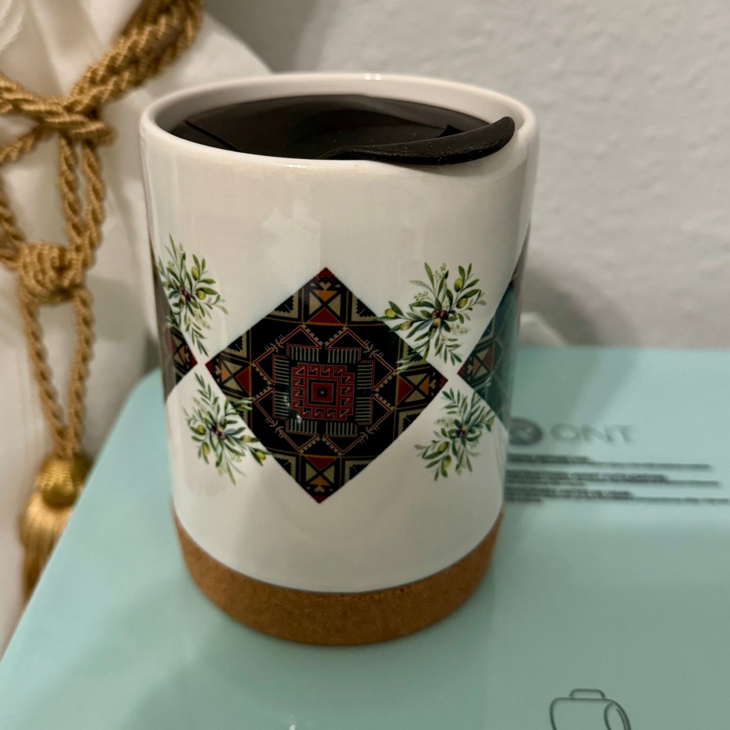 PALESTINE TATREEZ MUG WITH CORK BASE & SPLASH PROOF LID