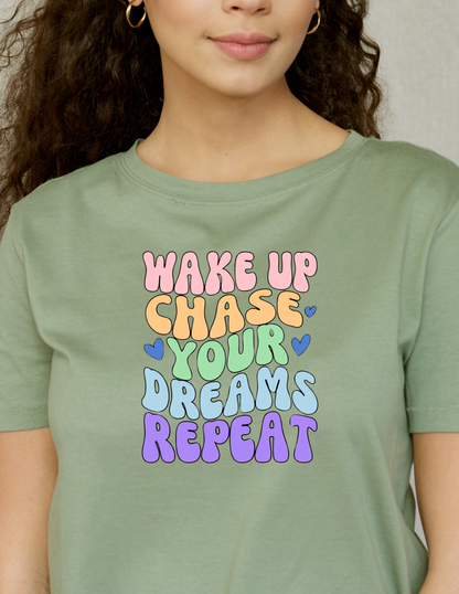 MAKE UP CHASE YOUR DREAMS REPEAT T-SHIRT